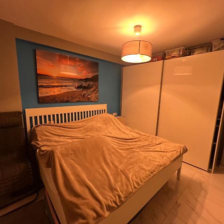 La Mata Apartment On The First Line Of The Sea Torrevieja Exterior photo