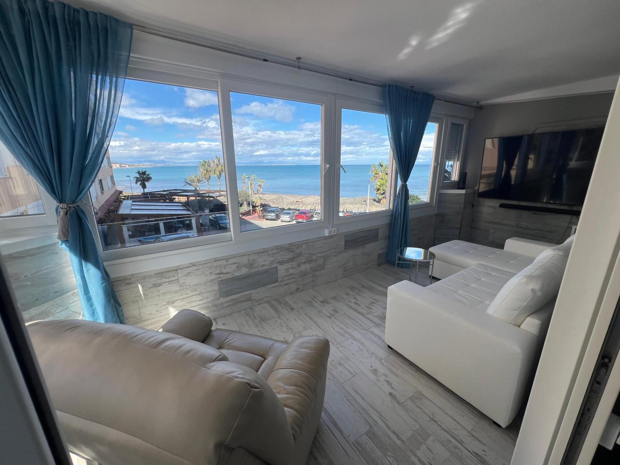 La Mata Apartment On The First Line Of The Sea Torrevieja Exterior photo